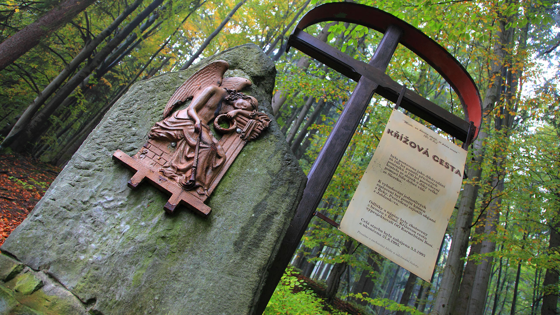 Stations of the Cross in Horní Lomna (Upper Lomna)
