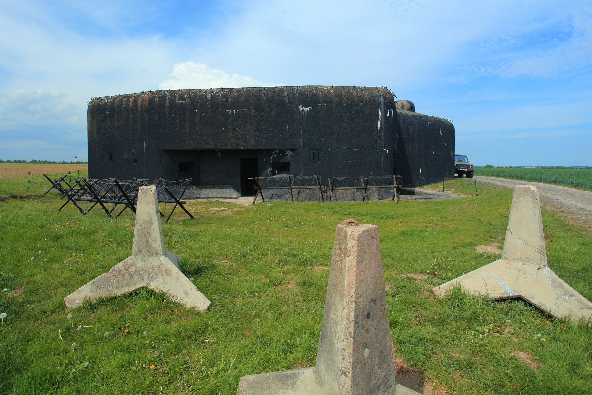 The concrete forts in Milostovice