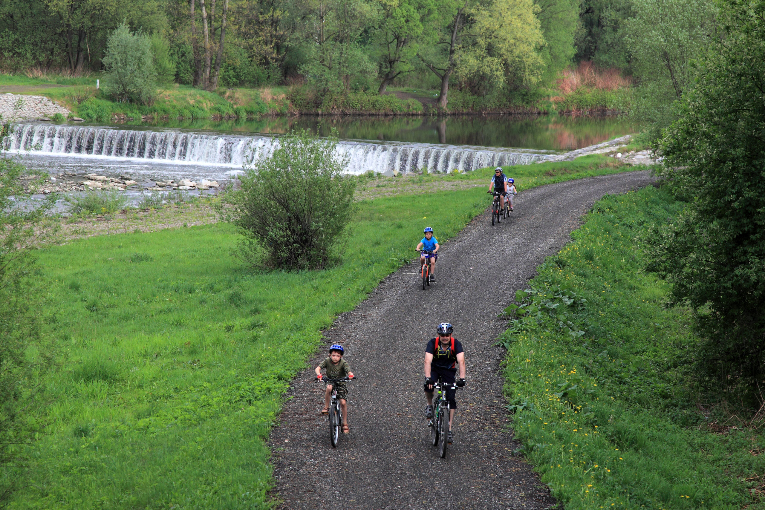 Czech-Polish border along the Olše river